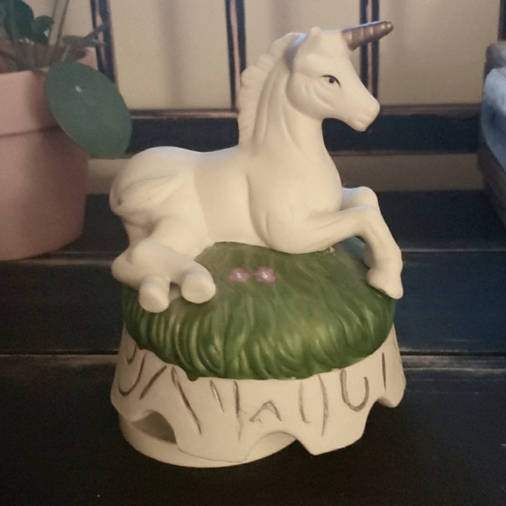 Vintage Unicorn Music Box